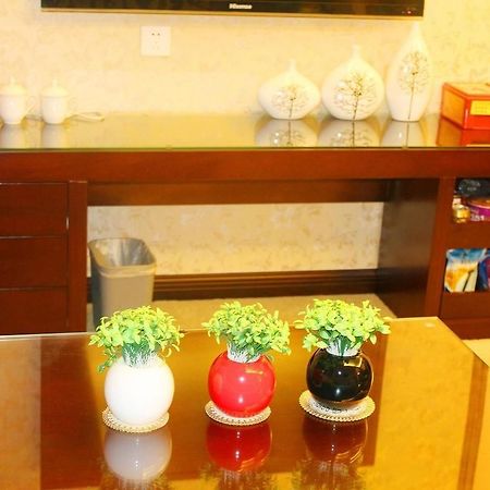 Chengdu Ronghome Hotel Zewnętrze zdjęcie