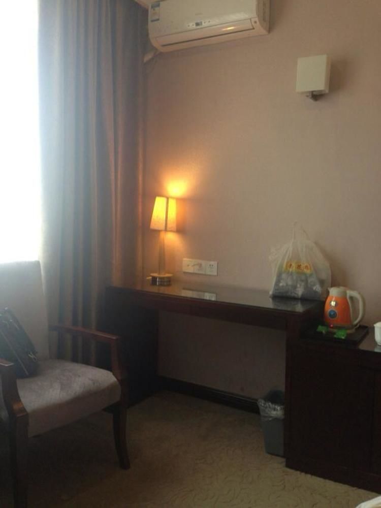 Chengdu Ronghome Hotel Zewnętrze zdjęcie
