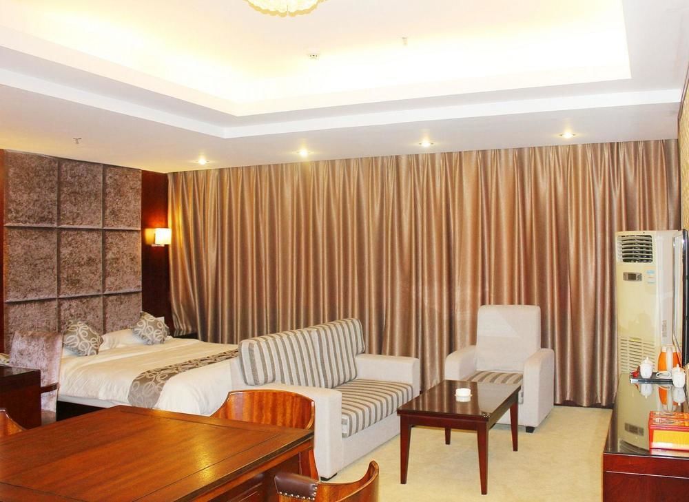 Chengdu Ronghome Hotel Zewnętrze zdjęcie