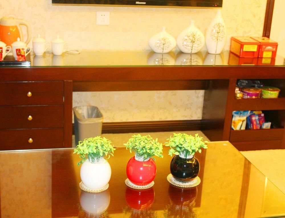 Chengdu Ronghome Hotel Zewnętrze zdjęcie